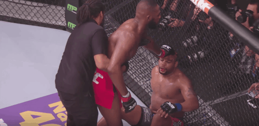 Daniel Cormier et Jon Jones continuent de s’envoyer les politesses