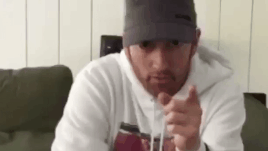 Eminem souhaite un bon anniversaire à 50 Cent sur Places to Go