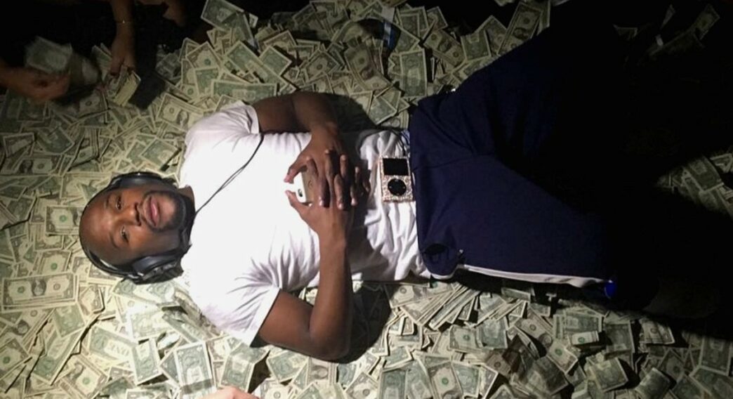 Floyd Mayweather veut payer ses impôts de 2015 après le combat contre McGregor