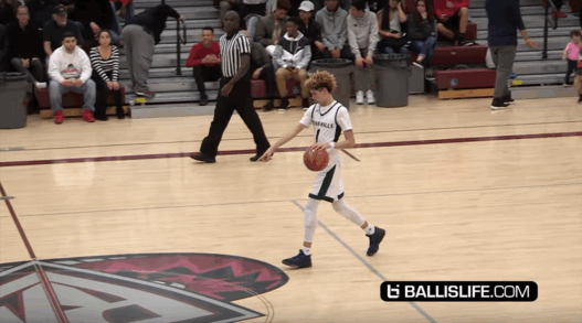 Les highlights complets de la saison sophomore de LaMelo Ball