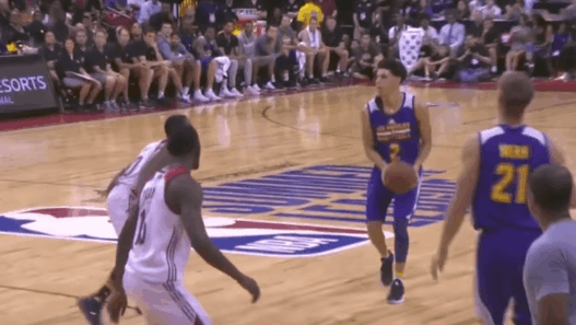 Lonzo Ball tape un deuxième triple double en Summer League