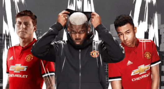 Le maillot domicile 2017/2018 de Manchester United est là !