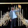 Michael Phelps couvert d’or au moment de recevoir son Legend Award