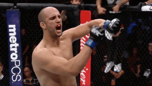 Volkan Oezdemir l’emporte en 42 secondes contre Jimi Manuwa !