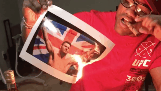 Yoel Romero répond à Michael Bisping par le feu