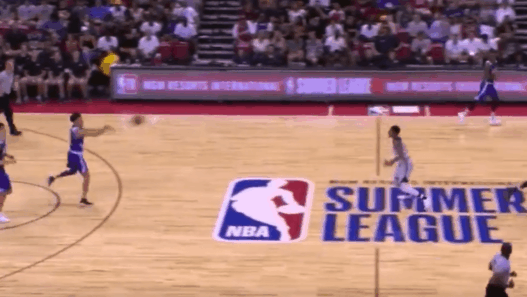 Le alley-oop de 20m de Lonzo Ball pour Kyle Kuzma