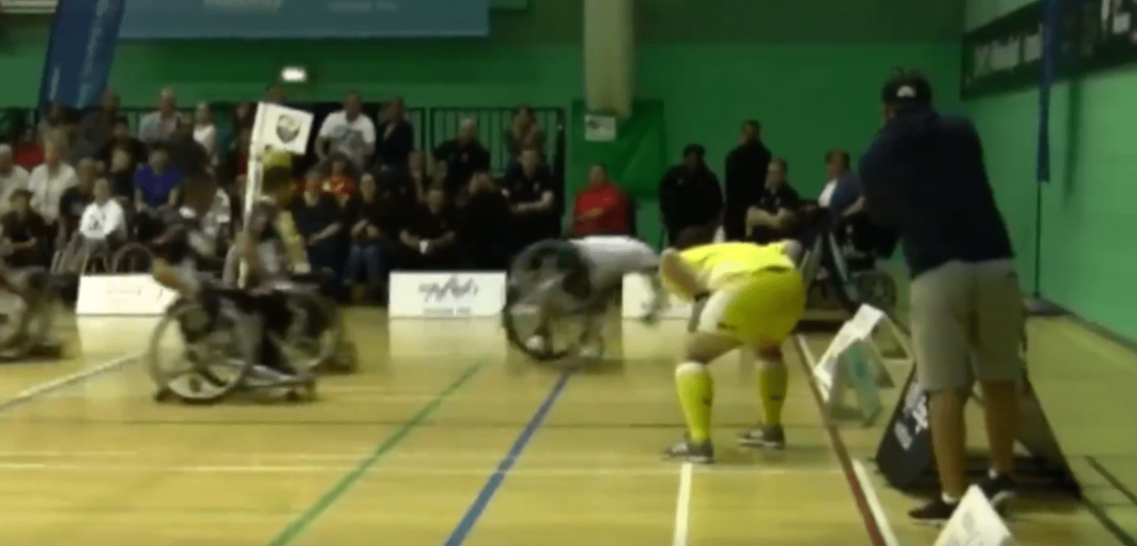 Un essai complètement dingue en Rugby à XIII en fauteuil roulant