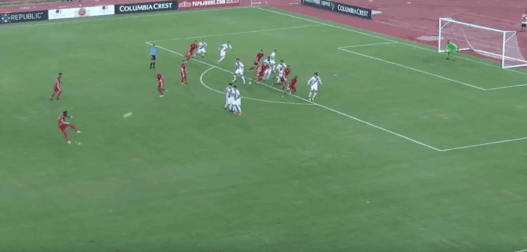 Didier Drogba envoie un missile avec Phoenix