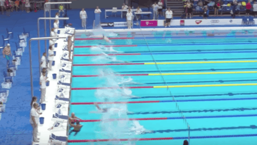 Fernando Alvarez sacrifie son 200m pour rendre hommage aux victimes des attentats