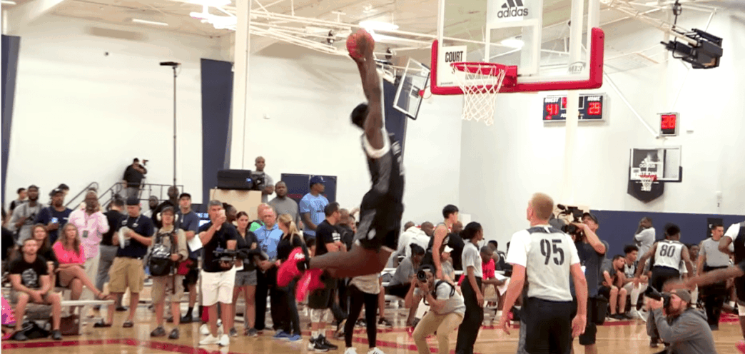 Sous les yeux de James Harden, Zion Williamson fait un perfect