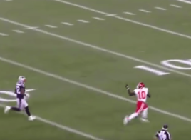 Le touchdown de 75 yards de Tyreek Hill face aux Patriots