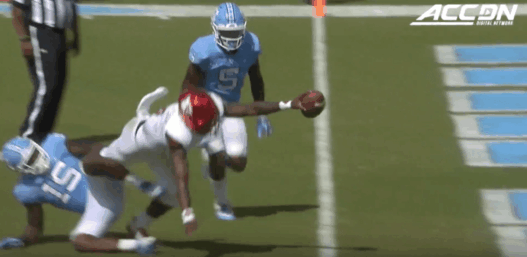 Lamar Jakson vient de sortir un match de titan contre North Carolina