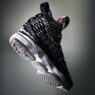 LeBron 15 – la nouvelle chaussure du King officiellement dévoilée