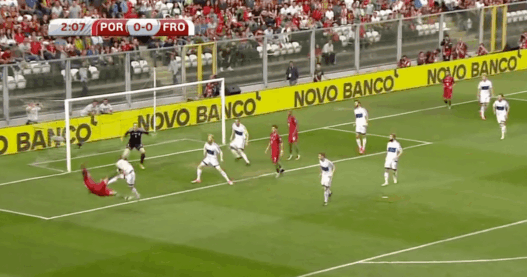 La magnifique reprise de volée acrobatique de Cristiano Ronaldo