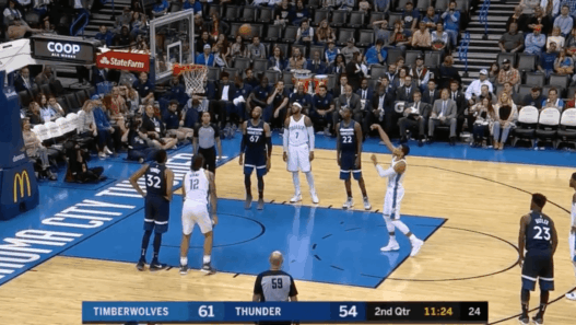 Andre Roberson airballs lancers francs