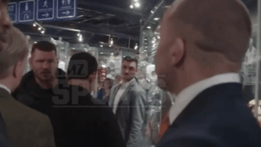 Après la Conférence de Presse, Michael Bisping et GSP séparés en backstage