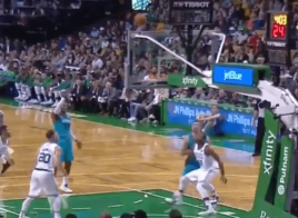 Dwight Howard et son airball au lancer franc contre les Celtics