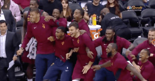 Jeff Green claque le dunk de la présaison et fait exploser le banc des Cavs