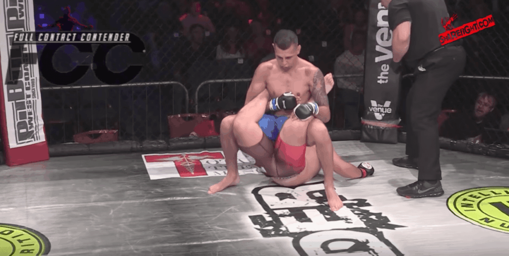 Jonno Mears s’impose avec le premier Boston Crab de l’histoire du MMA