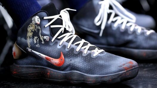 Karl Anthony Towns Nike Hyperdunk Halloween