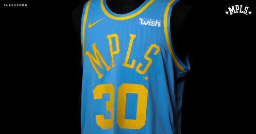Les Lakers sortent un nouveau maillot Nike « Classic »