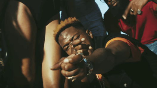 Niska balance le clip de son megahit « salé »