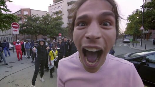 Moha La Squale – De Fleury à Warner, l’ascension fulgurante du phénomène