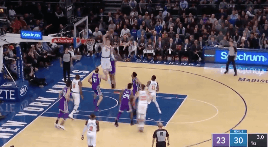 alley-oop Frank Ntilikina Kristaps Porzingis