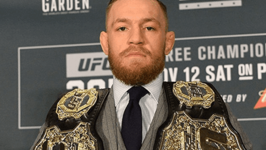 Floyd Mayweather r&eacute;fute une arriv&eacute;e &agrave; l'UFC et McGregor provoque le boxeur