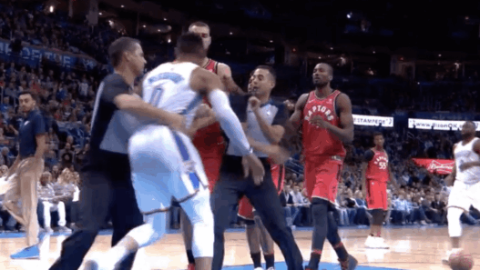 Jonas Valanciunas Russell Westbrook