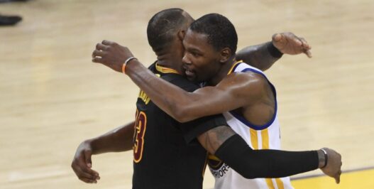 LeBron James est au-dessus des Finales et rend hommage à Durant