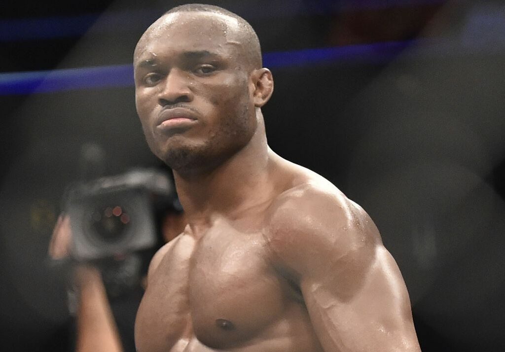 Après sa domination totale, Kamaru Usman s’estime à 30%