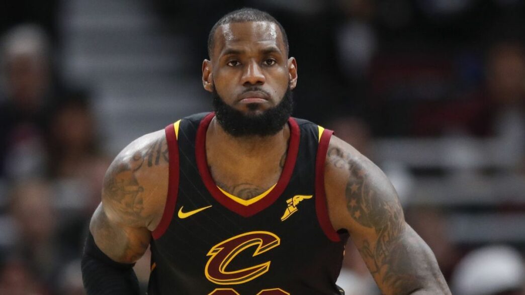 LeBron James Cavaliers Raptors