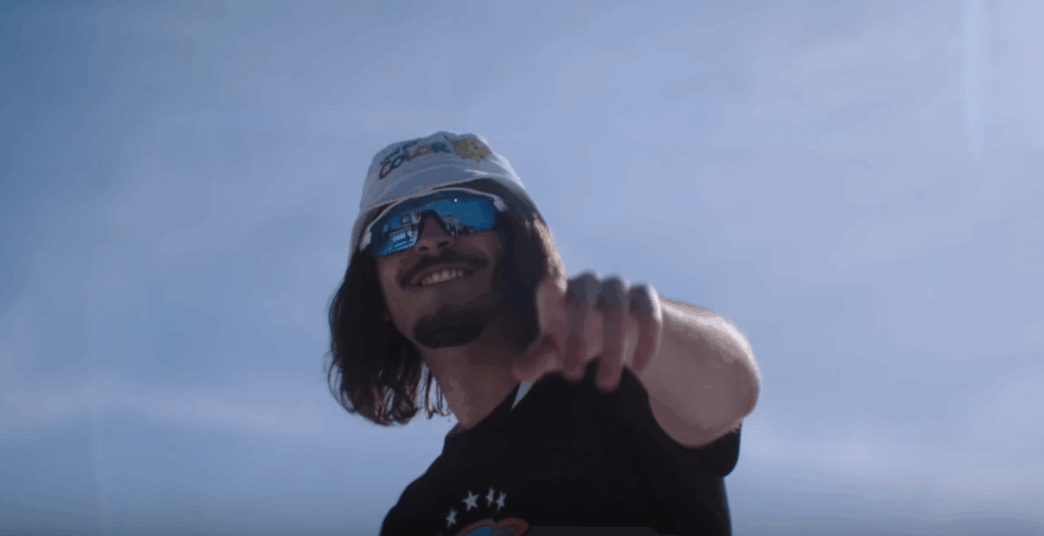 Bizarre Lorenzo Vald trolls du rap