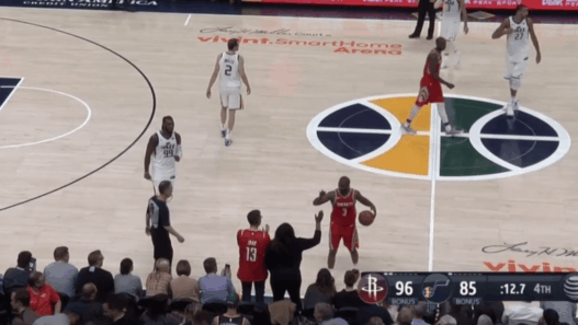 Chris Paul mere Harden une perte de balle