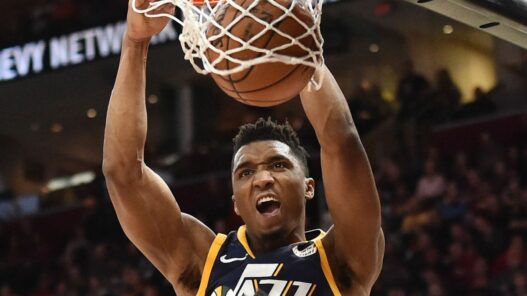 Clutch, Le rookie Donovan Mitchell se paye les Spurs
