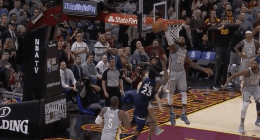 bloc clutch LeBron James Jimmy Butler