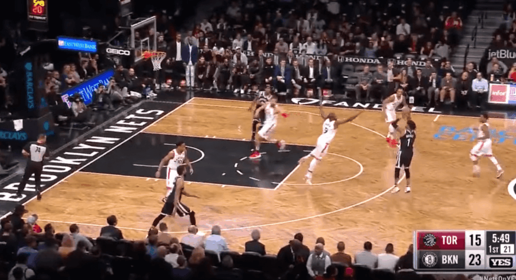 D Angelo Russell 7 trois-points quart-temps