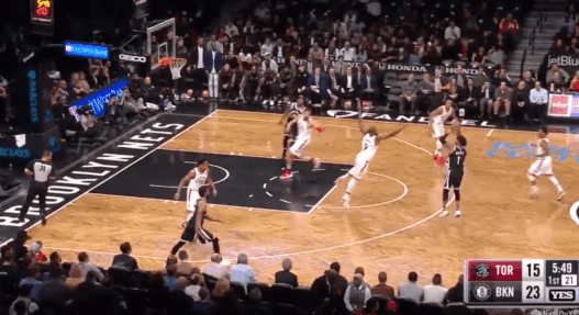 D Angelo Russell 7 trois-points quart-temps