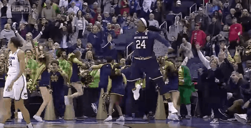 Les ogres de UConn s'inclinent en overtime contre Notre Dame