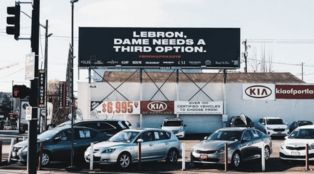 Les Blazers ont aussi droit à leur bannière pour recruter LeBron James