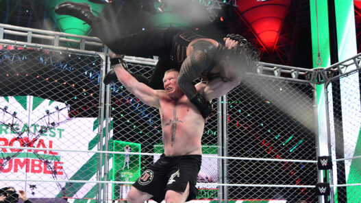 Brock Lesnar reste le champion Universal de la WWE !