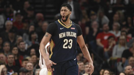 Anthony Davis extension