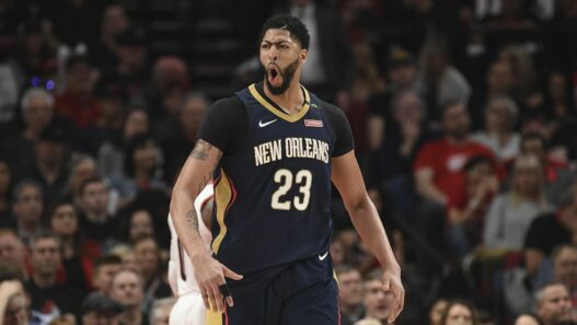 Anthony Davis extension