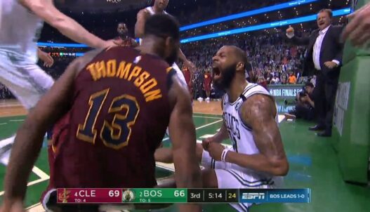 Malgré un LeBron en triple double, les Celtics gagnent le Game 2