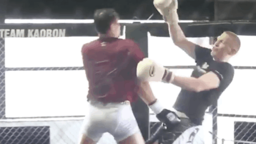 Darren Till explose un type en sparring