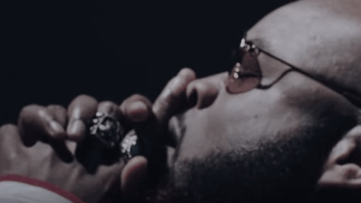 Avec Habitué, Dosseh rappe magnifiquement la mélancolie