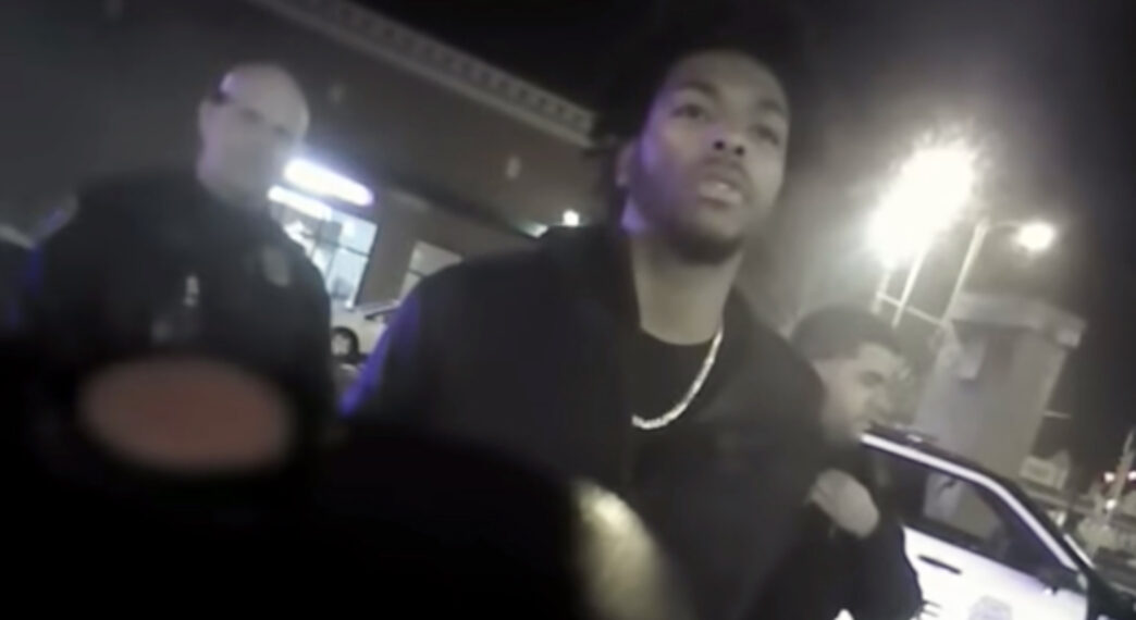 Après les violences policières contre Sterling Brown, la police de Milwaukee s'excuse