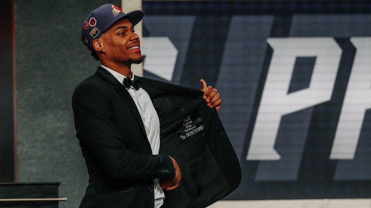 Le Français Élie Okobo sélectionné par les Phoenix Suns !