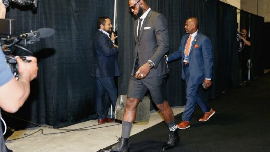 LeBron James suit short Game 1 Warriors